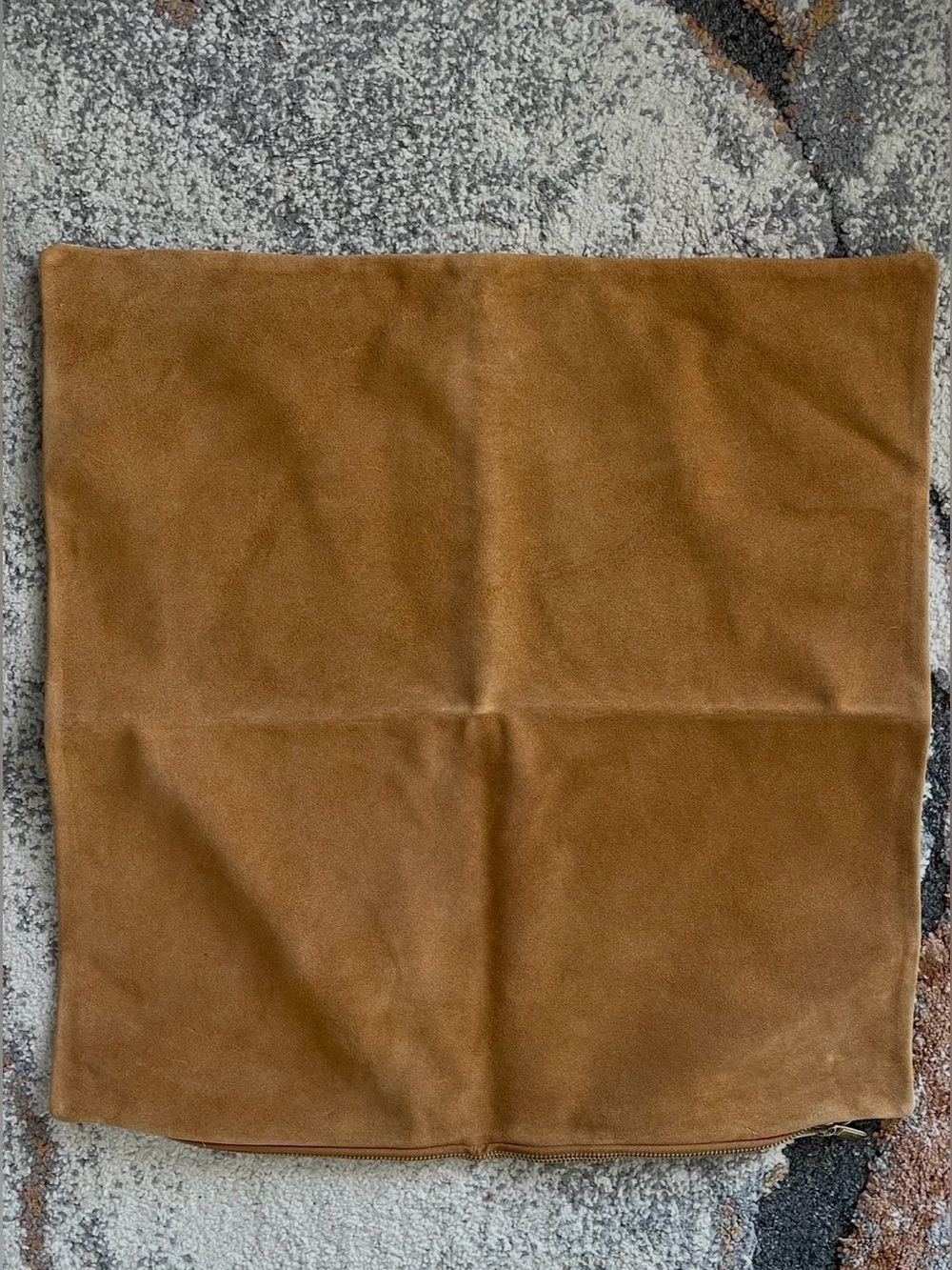 NWOT Quince Solid Top-Grain Leather Pillow Cover, 20 X 20 (Cognac)